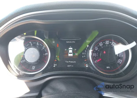 2022 Dodge Challenger Gt z USA, uszkodzony, nr VIN 2C3CDZJG2NH140396